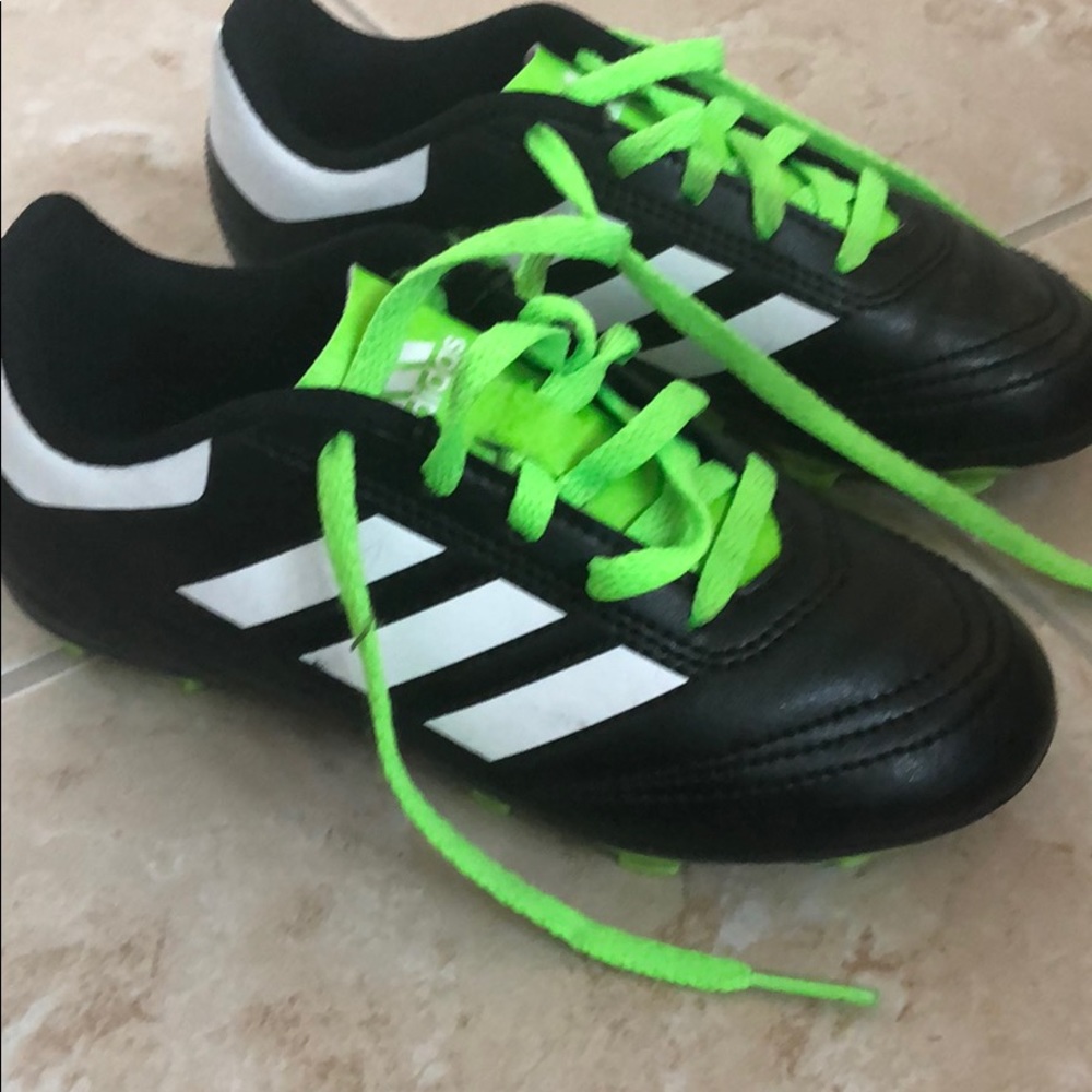 Adidas youth soccer cleats